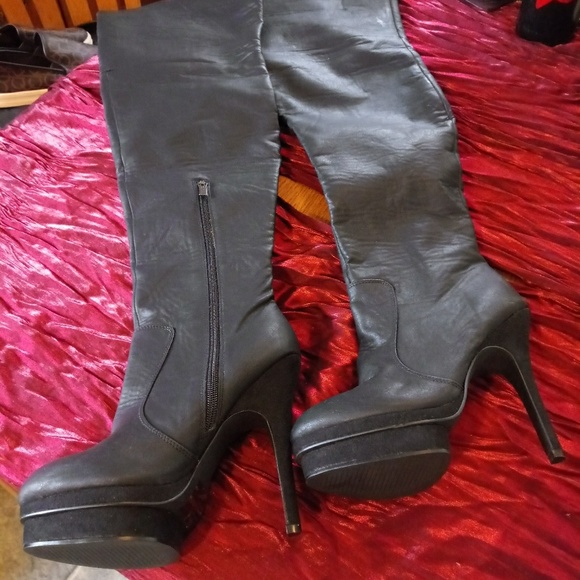 Colin Stuart Shoes - Over the knee high heel boots